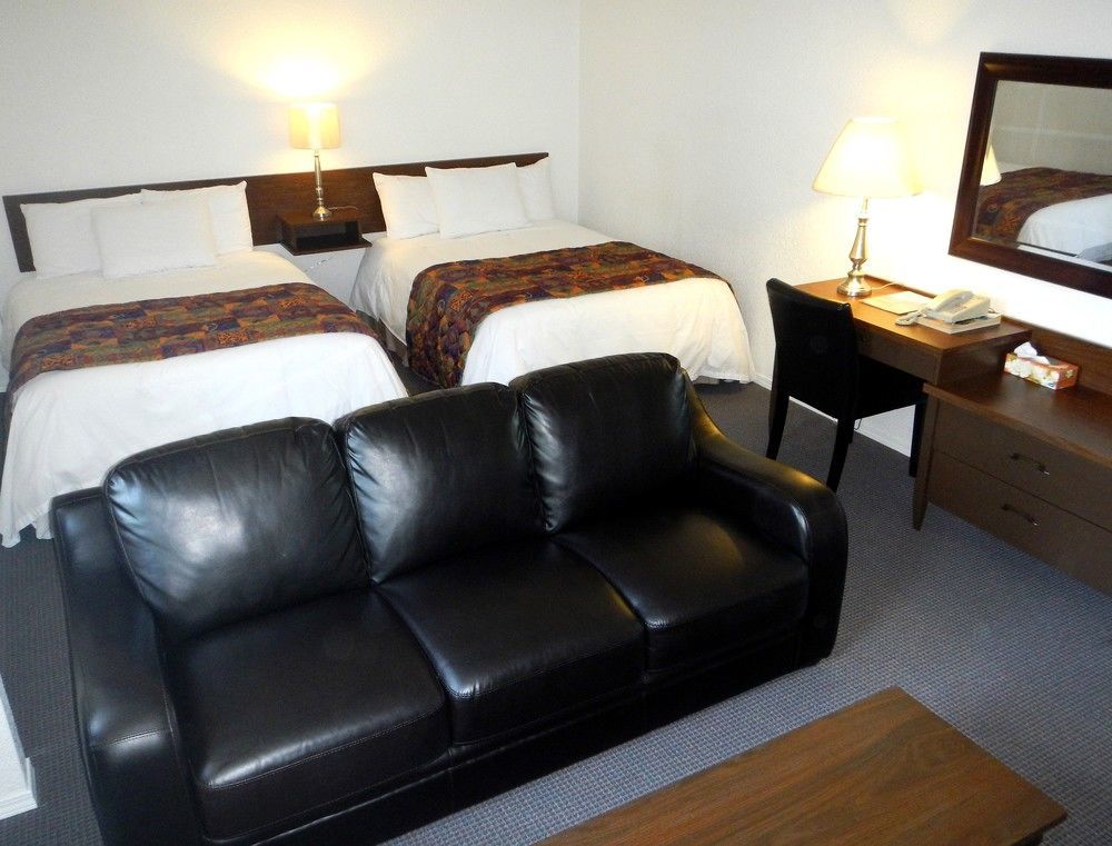 Mayfair Motel Виктория Экстерьер фото