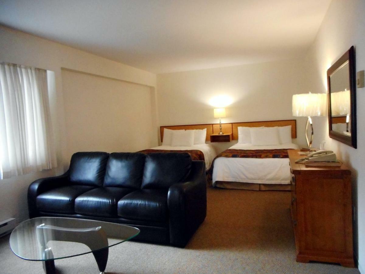 Mayfair Motel Виктория Экстерьер фото